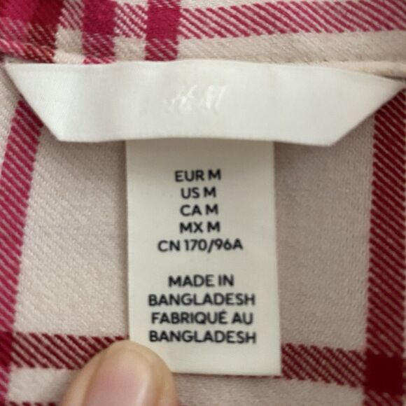 H&M Women's Button Down Red Shirt Size Medium Long‎ Sleeve Plaid Top Blouse - Picture 4 of 10